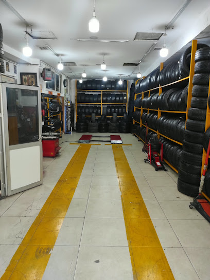 Oto lastik,çikma lastikçi — business image